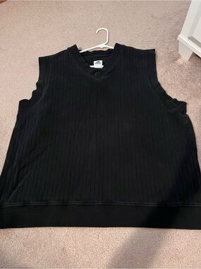 Vintage Adidas Men’s Black Ribbed V-Neck Sweater Vest - Sleeveless Knit